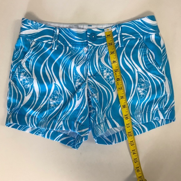 Lilly Pulitzer Callahan Joe Fish Shorts - Picture 4 of 10